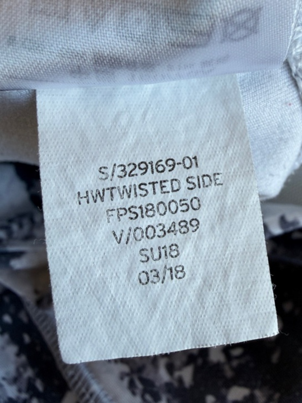 GAP Grey White Geometric Cropped Leggings High Rise Athleisure Size S - Picture 5 of 12